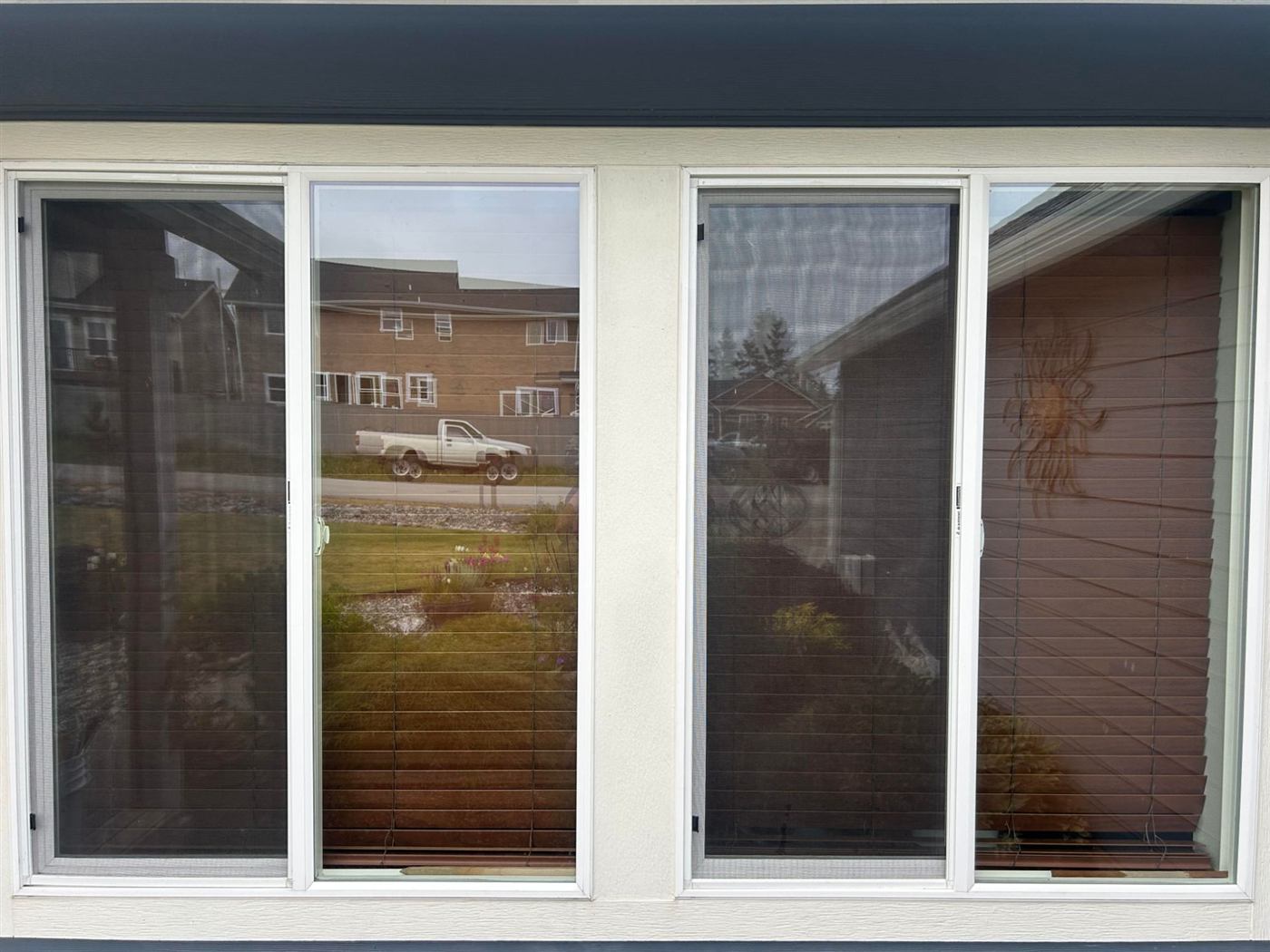 Streak-free window washing on a residential home